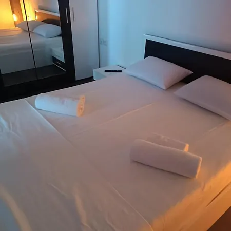 Deja Vu Apartment Neos Marmaras